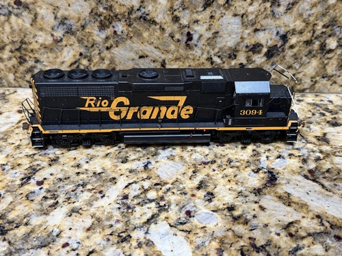 Locomotora a bordo Bachmann HO Rio Grande 3094 RARA DCC se ve y funciona muy bien!!! | Condition: Used
