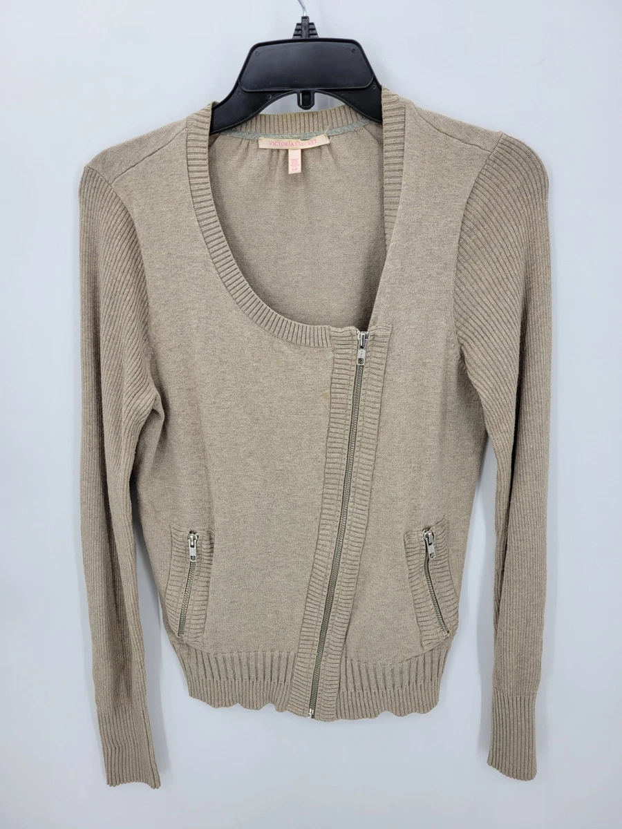 Cardigan in maglia rosa con motivo arlecchino e bottoni a forma di Cardigan in maglia rosa con motivo arlecchino e bottoni a forma di