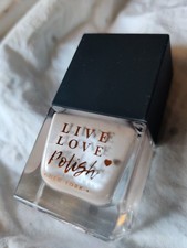 "Cashmere' Live Love polish nail lacquer