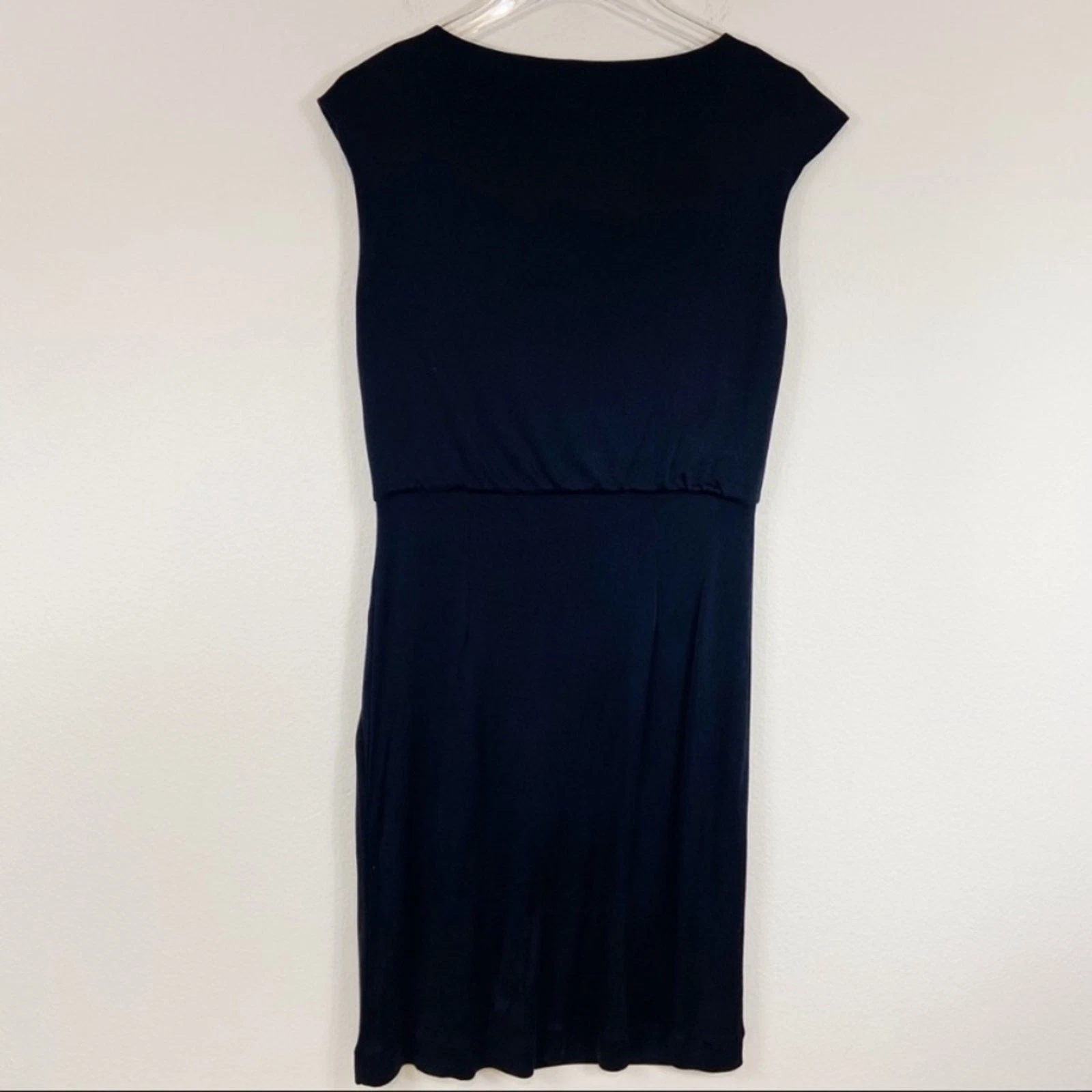 Tory Burch Abito nero Odila avvolgente taglia M