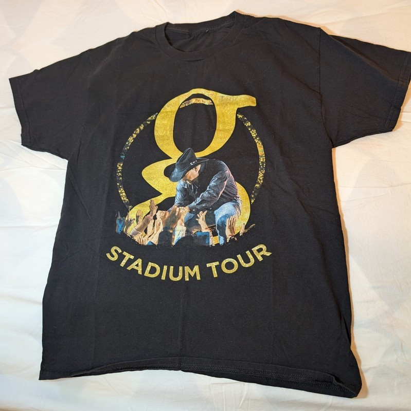 Garth Brooks Shirt Men's M/L Stadium Tour Concert Music Tshirt