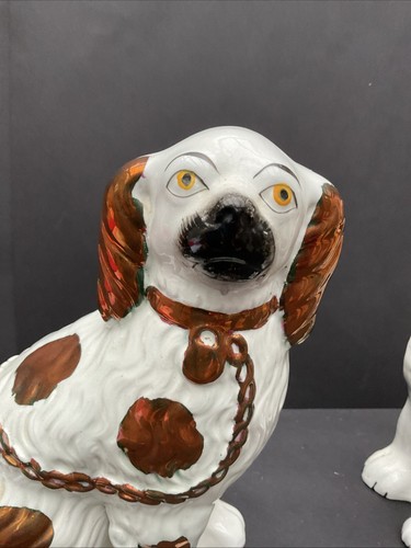 A pair of split leg Staffordshire Spaniels with ornate bronze decoration 9.5" - Picture 7 of 11