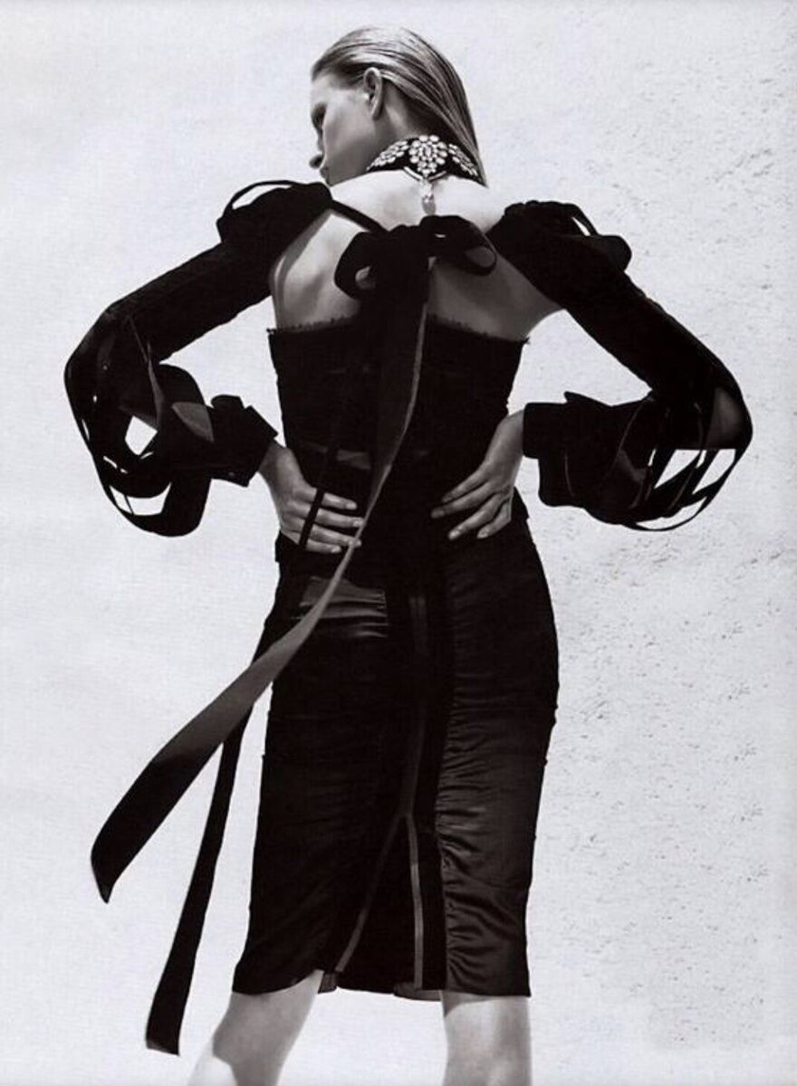Yves Saint Laurent YSL Rive Gauche Tom Ford Burgundy Cutout Yves Saint Laurent YSL Rive Gauche Tom Ford Burgundy Cutout