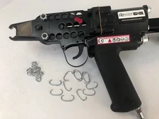 C-RING HOG RING TOOL (SC7) AND 3/4" GALVANIZED STEEL C-RINGS (10,000) COLLATED