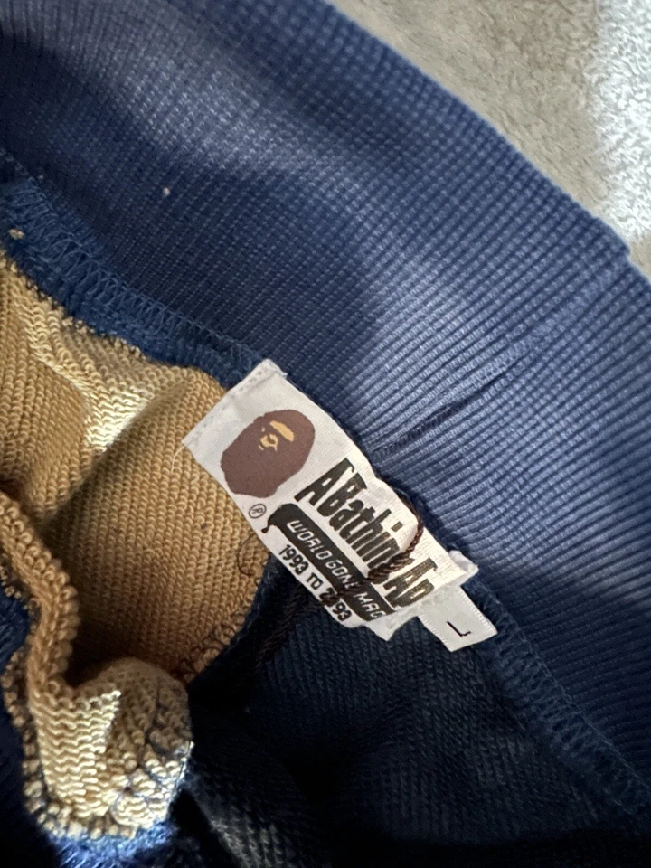 Pantalones Cortos A Bathing Ape Tostado/Azul Marino L Foto 2 de 4