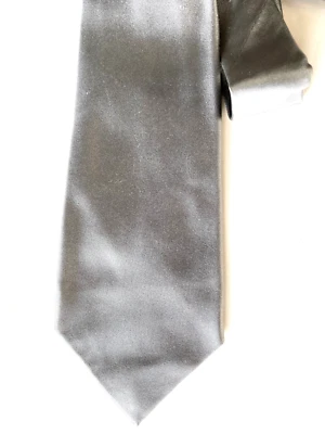 NWT John Varvatos Men's Pewter Grey Silk Tie $125 Made In Italy - Image 1 of 4