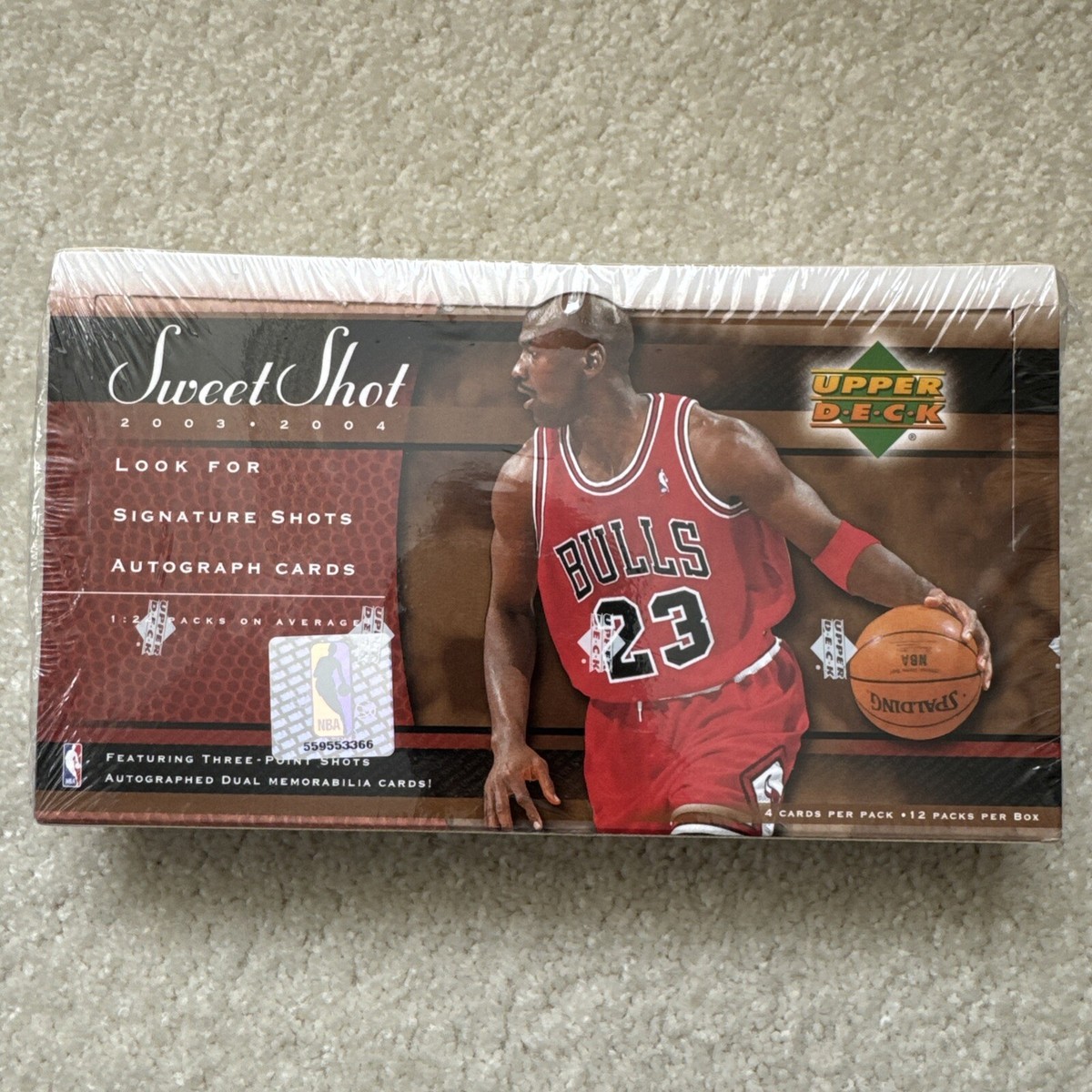 LeBron James signature box LeBron James 2003 Upper Deck Box Set #3 National Accolades  main image 2