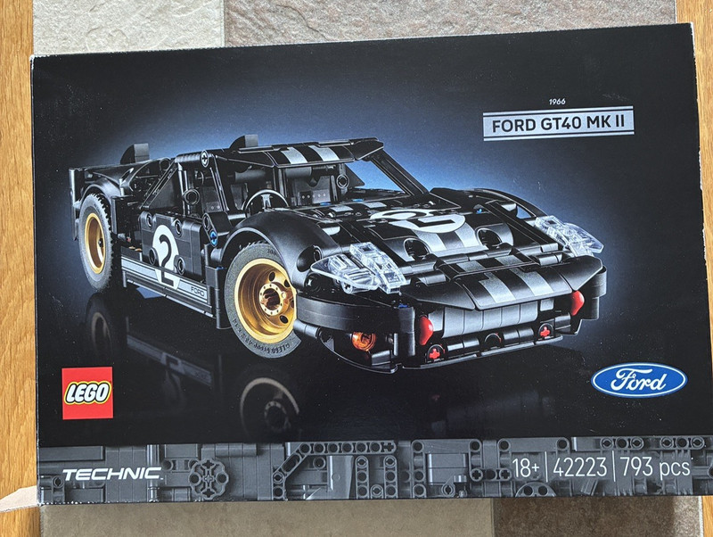 LEGO Technic 1966 Ford GT40 MKII Race Car - Model 42223 (18+ Years)