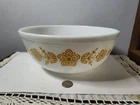 Pyrex 404 Milk Glass Butterfly Gold 4 Qt. Oven Mixing Bowl