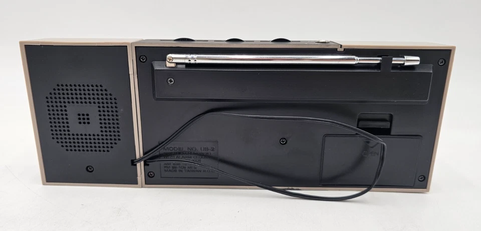 Portable AM/FM Stereo Radio Alarm Clock Model No. US-2 w Detachable Speaker-NEW! - Image 4 of 4