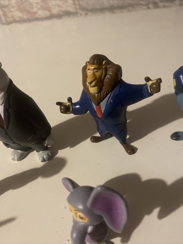 Zootopia Disney Store Konvolut 8 Figuren guter Zustand kleine Figuren - Bild 5 von 10