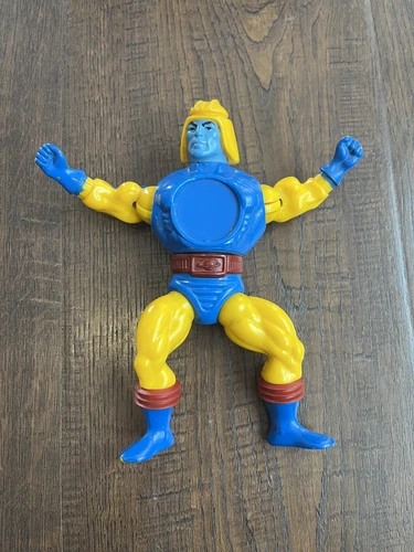 Vintage 1984 Mattel Masters of the Universe MOTU He-Man Sy-Klone Action Figure