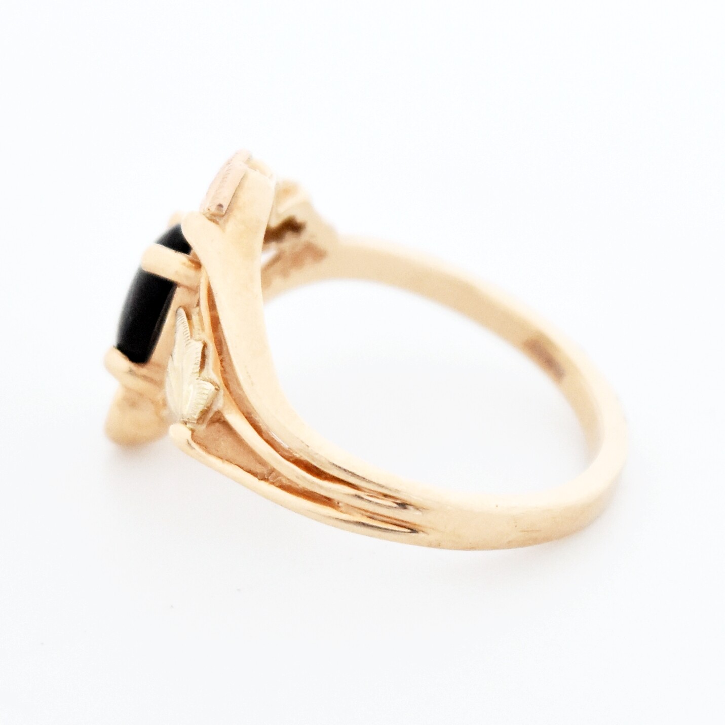 Onyx Tri Collar Charm