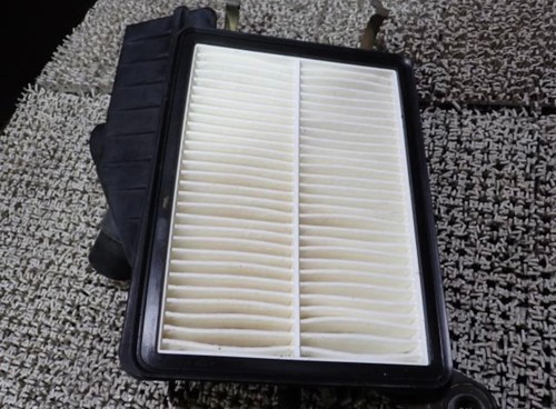 Air Cleaner Box Air Filter Genuine Sambar V-KS4 STD 4WD 1995 EN07 16501KA960 - Picture 3 of 3