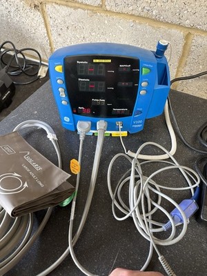 Patientenmonitor GE Carescape ProCare V100+SpO2, Neu in OVP+Temp