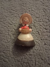 VTG Hallmark Thanksgiving Pilgrim Apples Give Thanks Pin Brooch Costume Jewelry