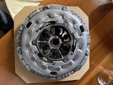 KIT FRIZIONE COMPLETO VOLANO BIMASSA LUK VW GOLF PLUS 1.9 TDI 77 KW BKC BLS BXE