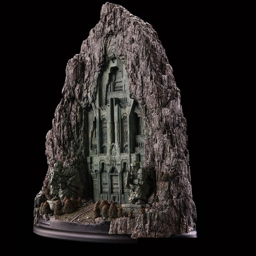 Weta The Hobbit FRONT GATE TO EREBOR Collectible Environment Statue Model