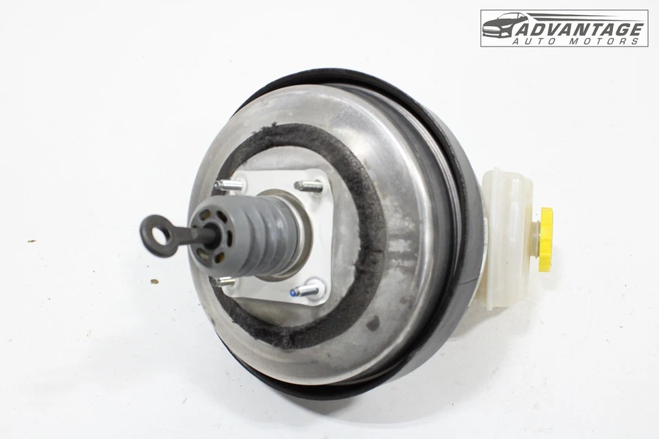 Jeep Grand Cherokee 2016-2021 refuerzo de freno y cilindro maestro con depósito OEM Foto 3 de 4