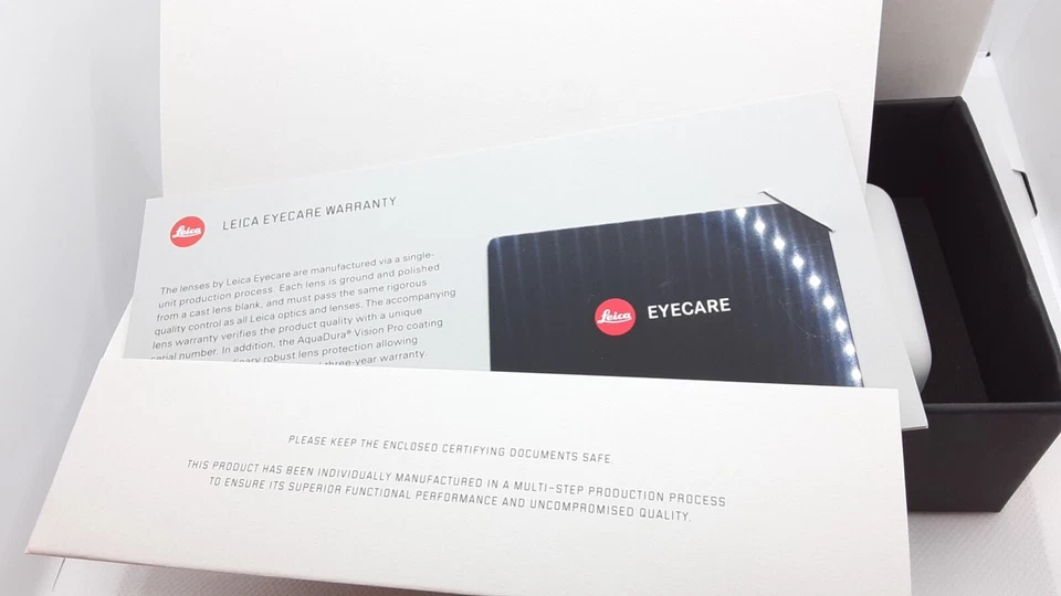 Gafas de sol Mykita Leica ML03 MH55 551 rojas/negras con lentes lisas negras Leica Foto 3 de 4