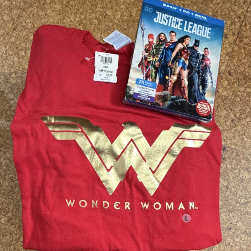 DC Wonder Woman Red Foil Logo Women's T-Shirt, Cotton, L & Justice League Movie