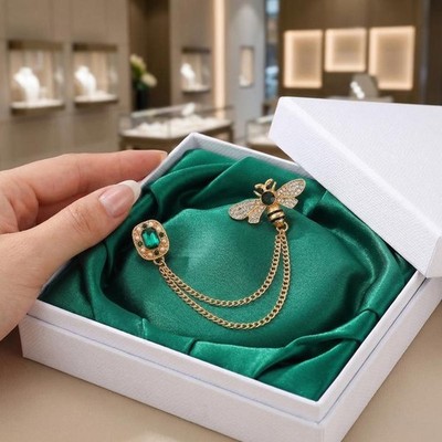 Fashion Bee Crystal Tassel Chain Women Brooch Vintage Lapel Pin Badge Jewelry