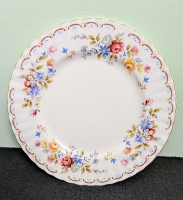 Vintage 1980-87 Royal Albert JUBILEE ROSE Bone China Salad Plate, Ø8.2''