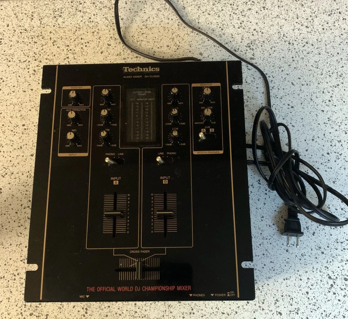 DJ機材 Technics DJ Championship Mixer Technics - SH-EX1200 World DJ Championship Mixer - Intrepid Grand Inc.