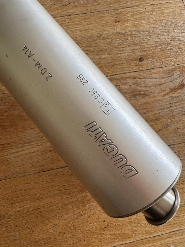 Ducati 748/916 Genuine Exhaust pair Silencers Back Box OEM From a 1999 Bike  - Image 2 of 4