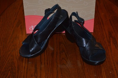 dansko jacinda black
