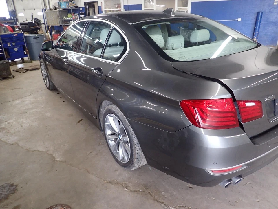 Equilibrador armónico BMW 528i 12 13 14 15 16 Foto 4 de 4