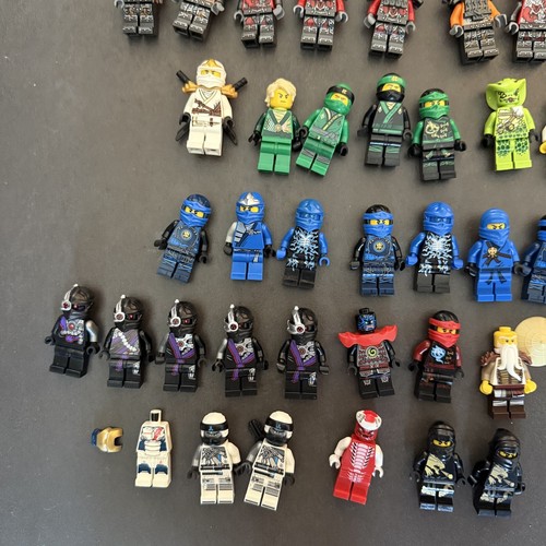Lego Ninjago Lote Figuras con Accesorios, City, Ninjago y más - Imagen 7 de 14