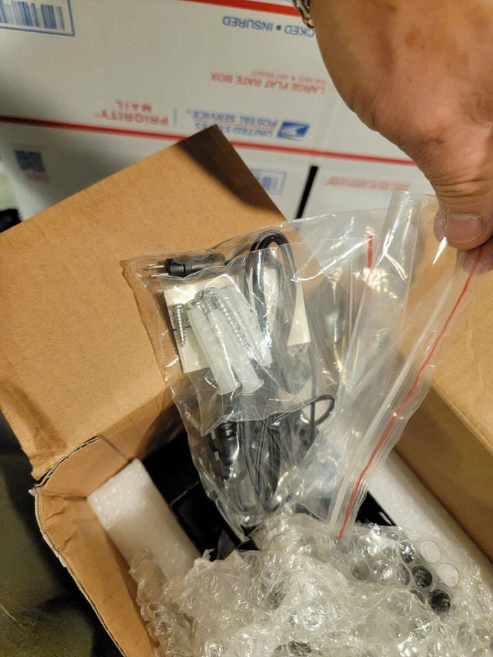 HB LowVoltage 300w Landscape Lighting Transformer DIY300PS w/Dusk