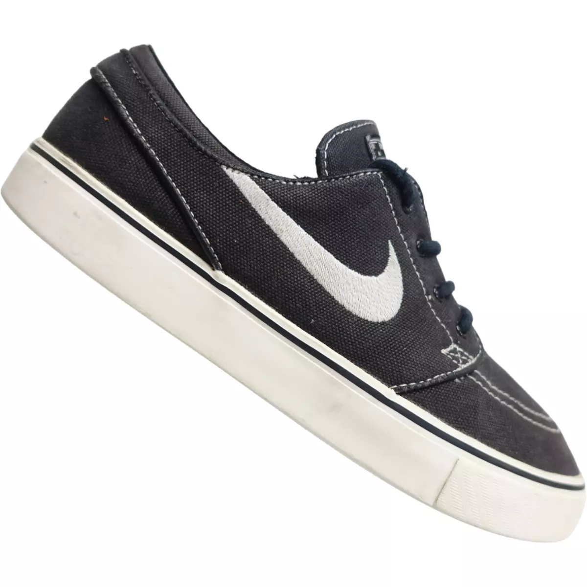 Nike janoski hotsell black mens