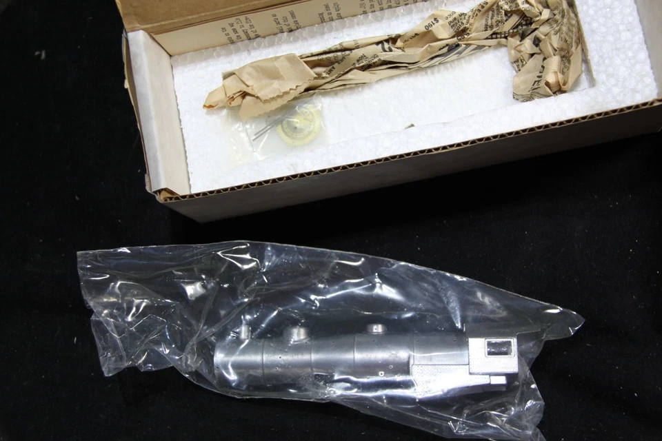 1211 - Cary Loco Works - Cuerpo fundido a presión HO - USRA Light Mikado 2-8-2 - [Tyco] Foto 2 de 2