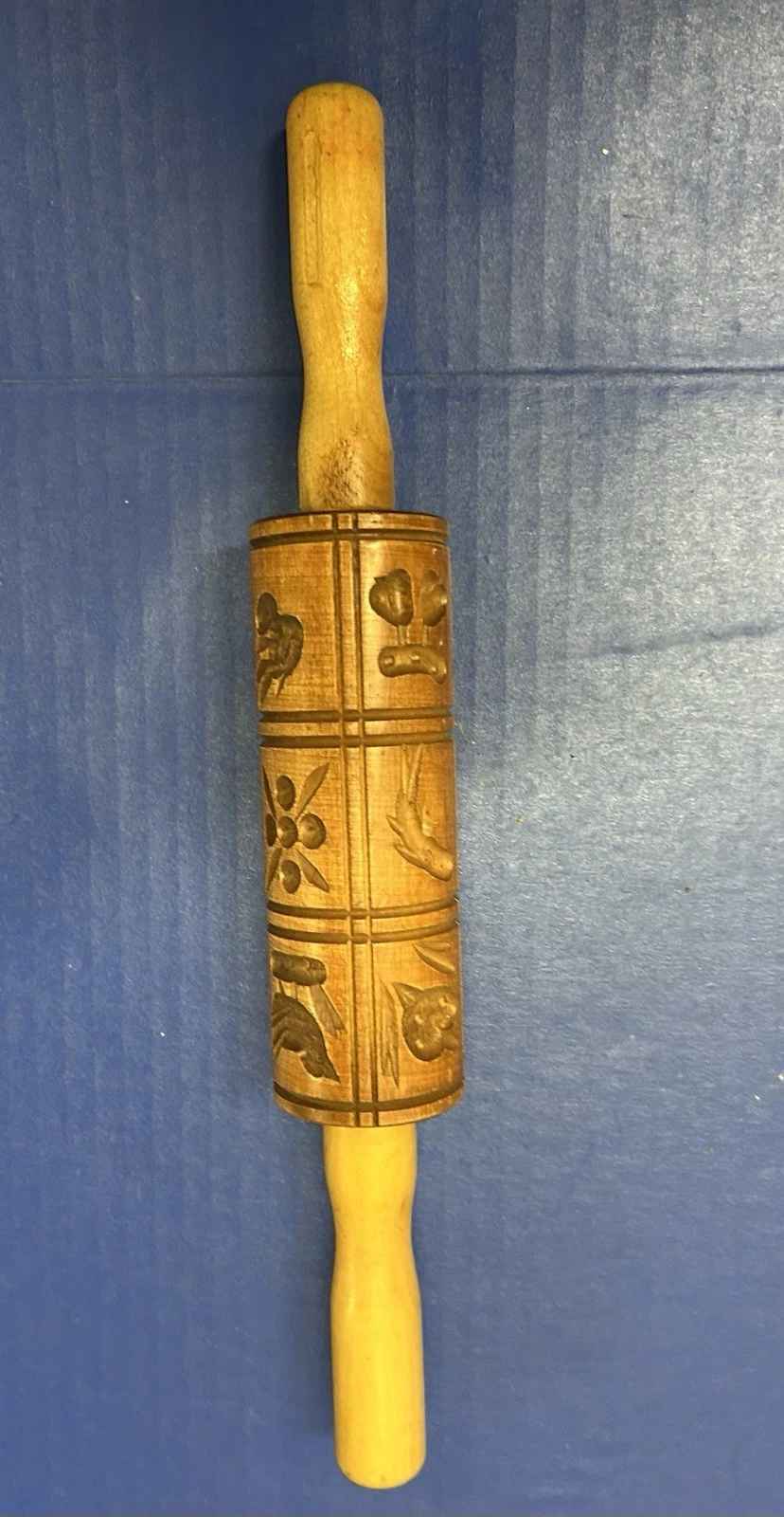 Vtg Rolling Pin Wooden Folk Dutch Style 12 Carved Floral Animal Moulds 14.5"