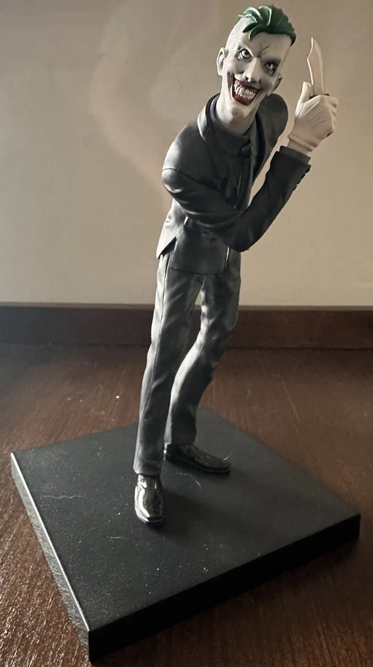 Figura Batman The Joker Kotobukiya SV163 ARTFX+ PVC escala 1/10  Foto 2 de 4