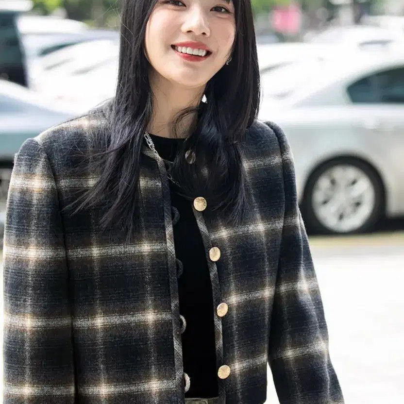 Low Classic Check Pattern Round Neck Jacket - Exc… - image 5