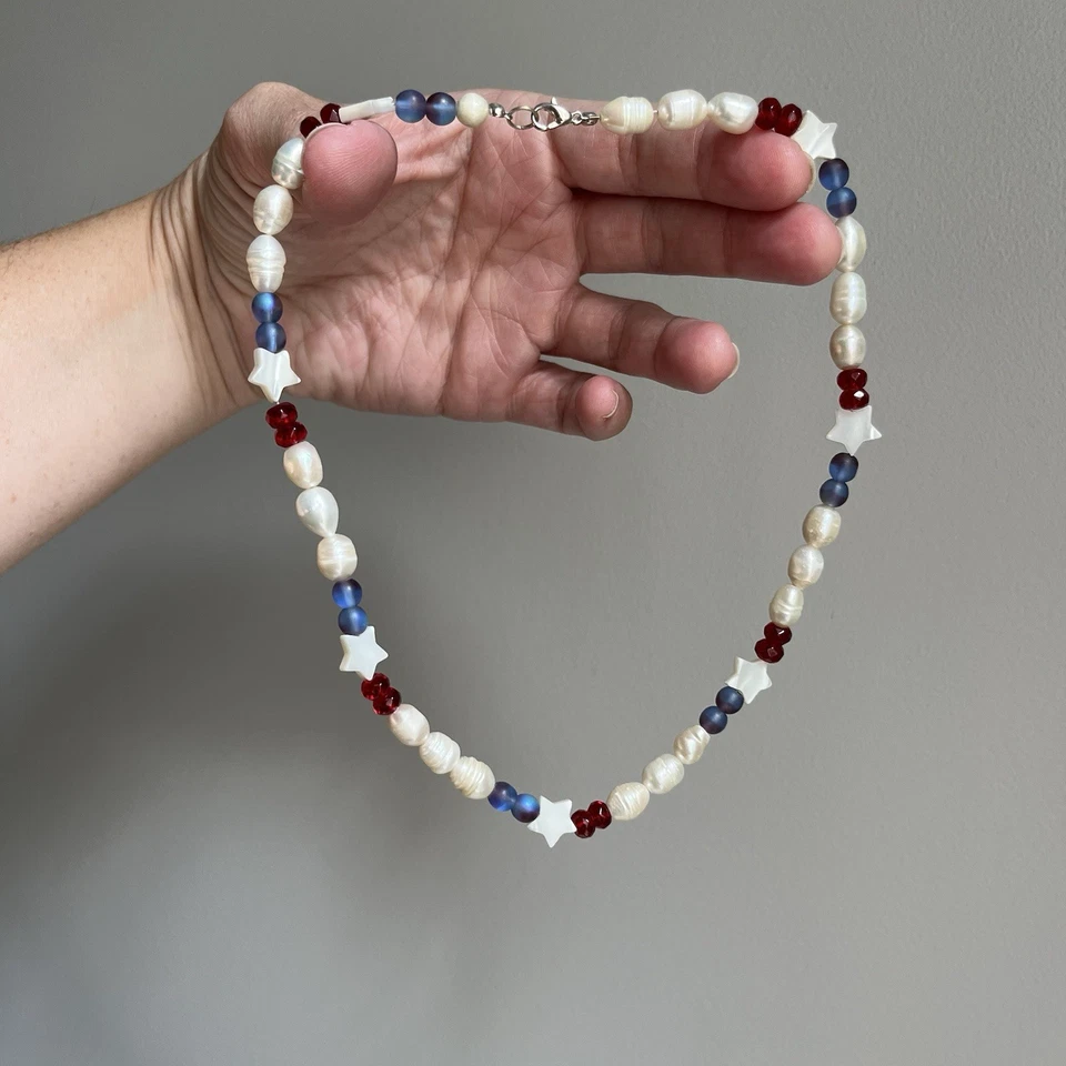 Collar Patriótico Con Perlas Genuinas, Cuentas, Estrellas, Rojo Blanco y Azul Lustre Foto 2 de 4
