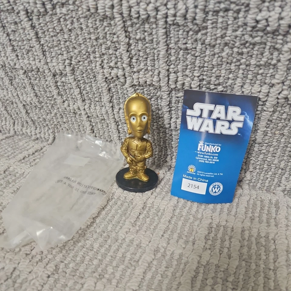 Figura de acción Funko Mini Cabeza Bobble C-3PO Star Wars de 3" de alto nueva en paquete Foto 2 de 4