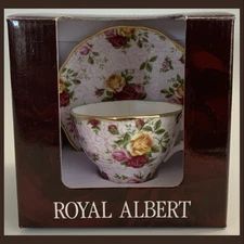 Royal Albert Soft Pink Lace Tea Cup & Saucer Set - 2 Pcs - Gold Detail - NIB!