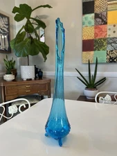 LE Smith 3 Toe Hobnail Peacock Blue Swung Glass Vase 16.75” Tall MCM Vintage