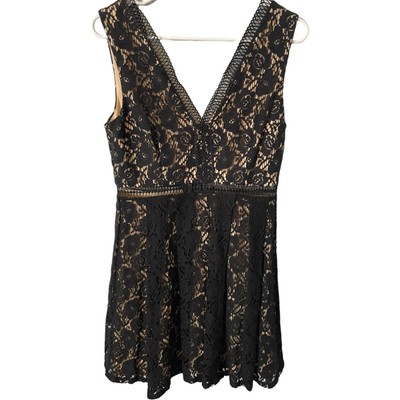 NWT Francesca's Black Lace V Neck Fit and Flare Dress Size M