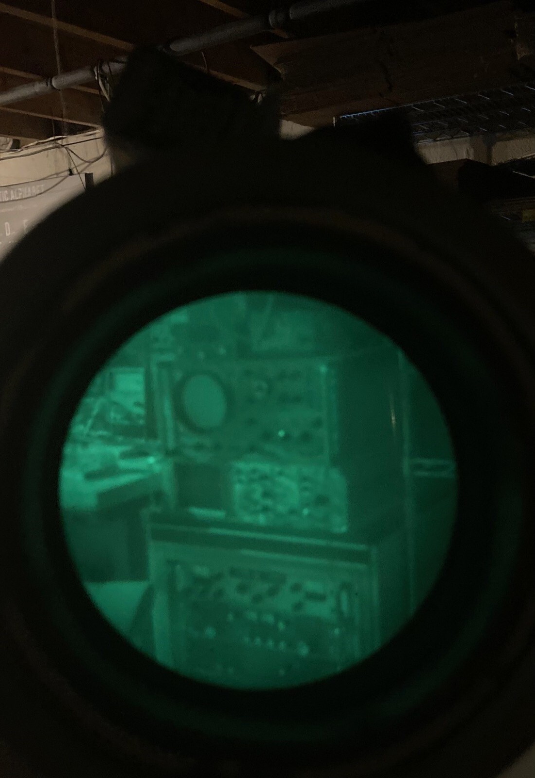 military surplus night vision image intensifier tube with Varo HV power