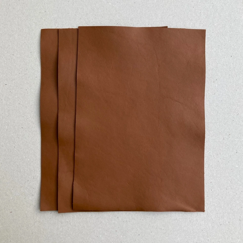 Paneles de cuero italiano suave precortados hágalo usted mismo 21x29,7 cm. Pack de 3 piezas A4. Foto 2 de 4