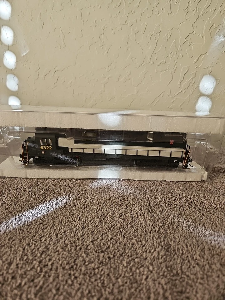 Bowser Executive Line #23403 Alco C630 Prr #6322 - Image 3 of 3