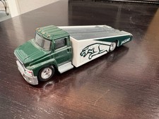 Hot Wheels~Mattel 2017 Carry On FVL00 M48 Jaguar Toy Truck