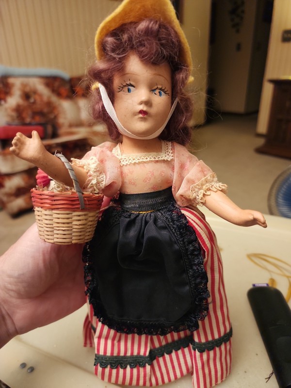 VTG 1950s Bavarian Girl Composition Doll Bonnet Basket Flower Folk Costume TLC