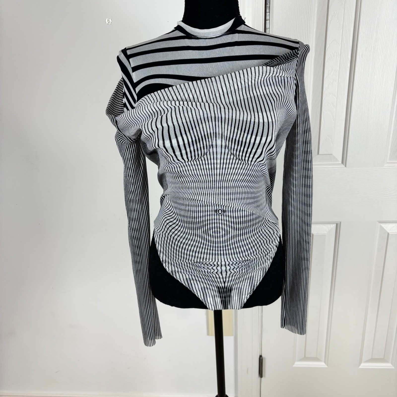 Body drapeado Jean Paul Gaultier Body Morphing en negro talla mediana