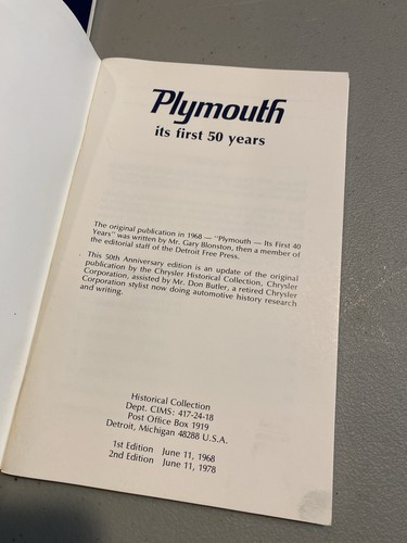 Folletos vintage de Plymouth It’s First 40 (1968) y 50 aniversario (1978) - Imagen 5 de 8